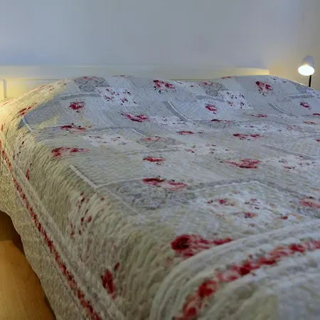 Lägenhet Miramar Gardenn Apartmment