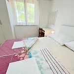 Miramar Gardenn Apartmment Banjol