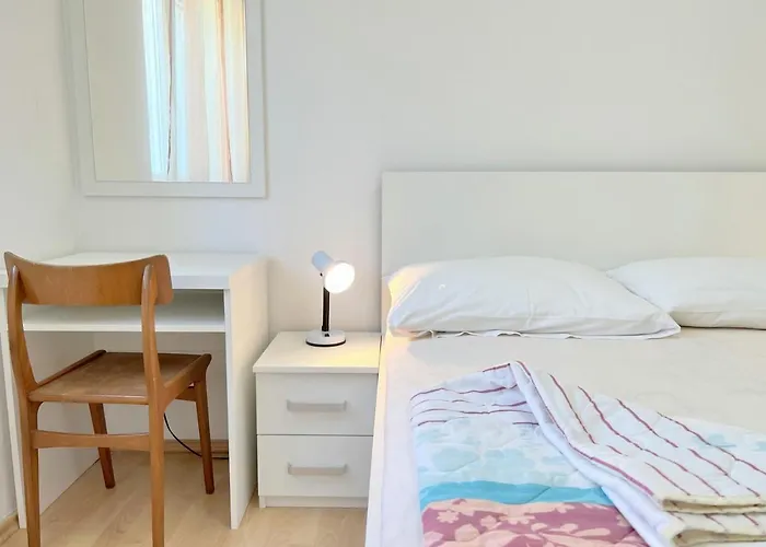 Miramar Gardenn Apartmment Appartamento Banjol